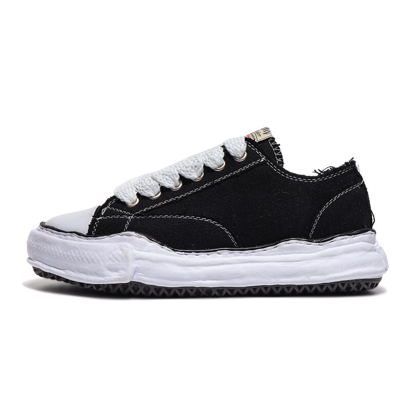 Retro Height-Increasing Canvas Shoes