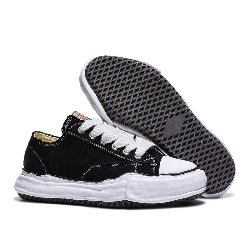 Retro Height-Increasing Canvas Shoes