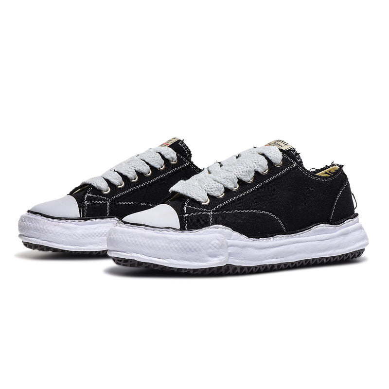 Retro Height-Increasing Canvas Shoes